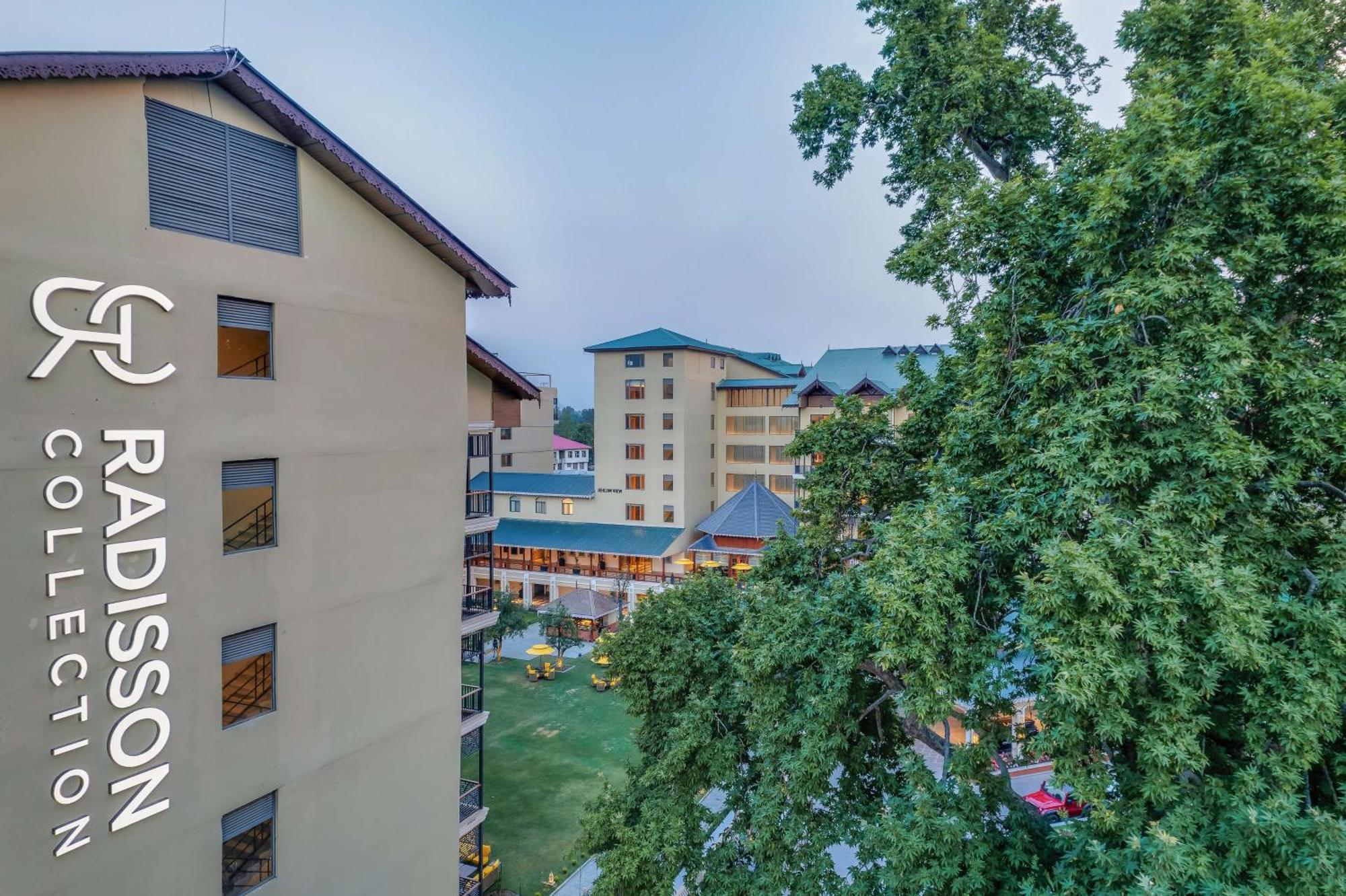 Radisson Collection Hotel & Spa, Riverfront Srinagar Srīnagar Exterior foto