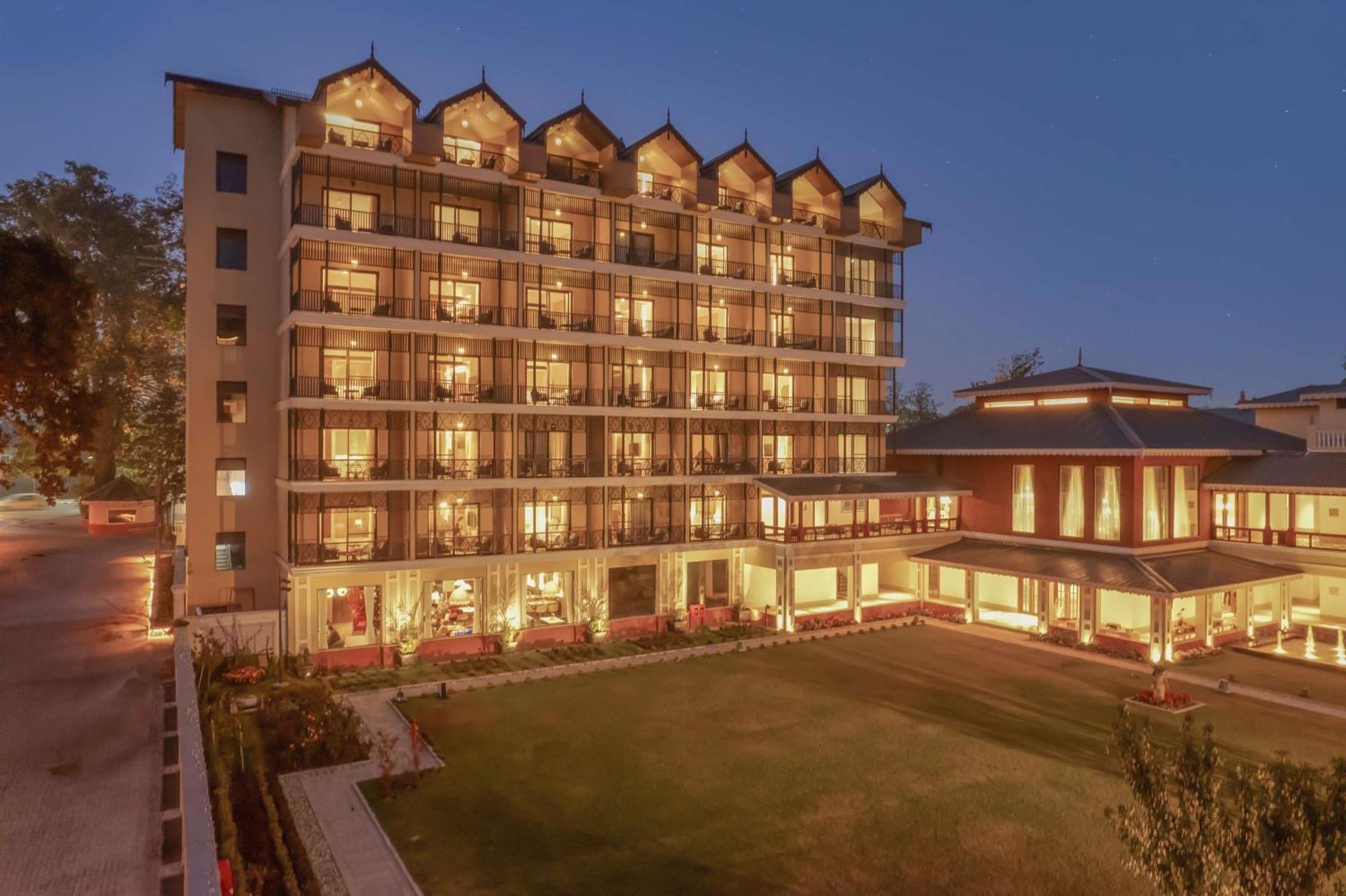 Radisson Collection Hotel & Spa, Riverfront Srinagar Srīnagar Exterior foto